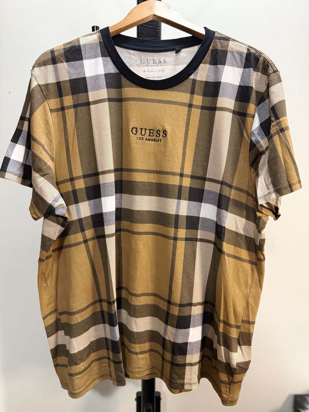 Guess Los Angeles Men's Plaid Check Print T-Shirt